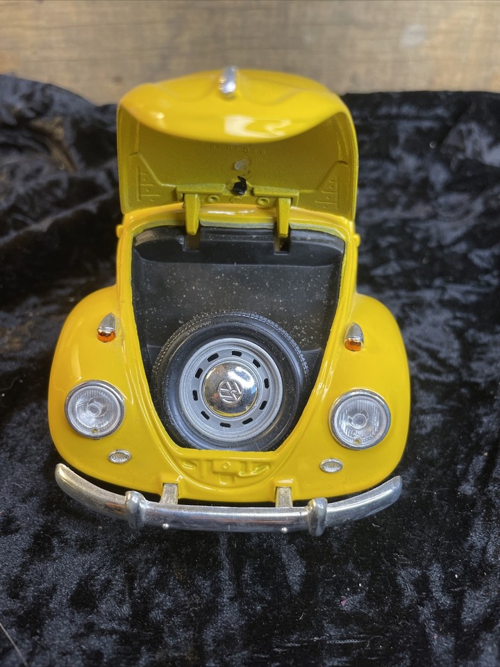 ロード シグネチャー 1/18 1967 フォルクスワーゲン ビートル イエロー