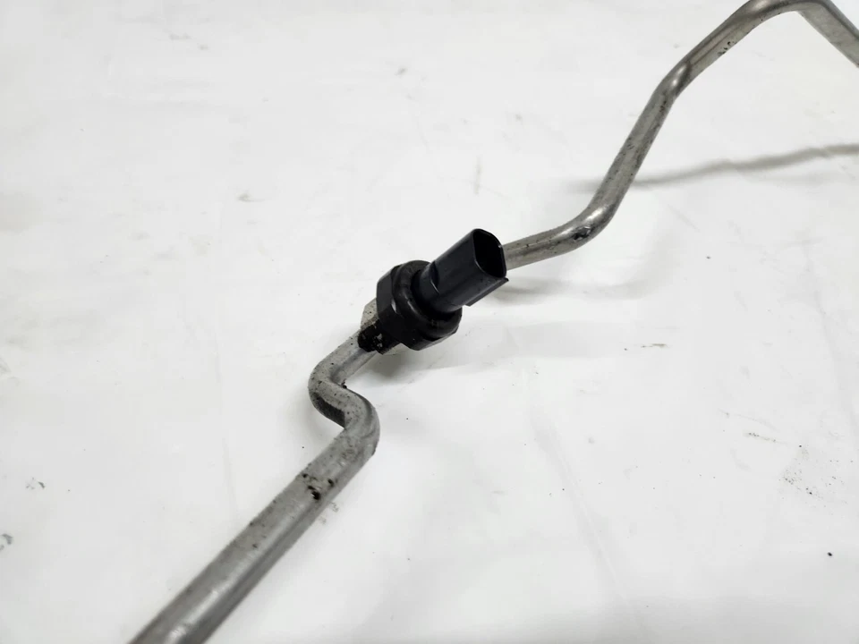 ⭐ 06-10 Bmw E60 550i 650i 4.8 Ac Aire Acondicionado Presión Manguera Línea Fabricante Original Foto 4 de 4