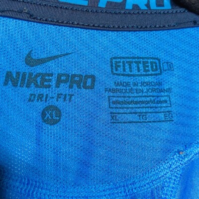 値下げ交渉可】Nike Pro Ellie 2019 t shirt 値下げ交渉可】Nike Pro