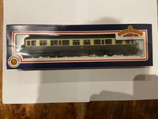 Bachmann 34-101 GWR 60ft Collett First Class Corridor Choc/Cream ‘8109’
