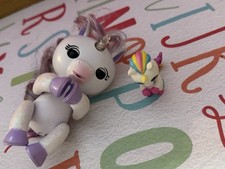 WowWee Fingerlings 2016 Unicorn MacKenzie Interactive Glittery Talking Lights