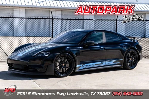2025 Porsche Taycan Taycan Turbo GT w/ Weissach Package