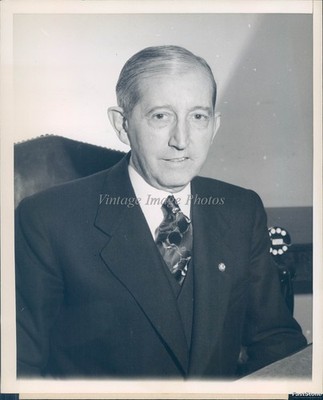 1945 Formal Wear White Collar Worker With Necktie And Blazer 7X9 Vintage Photo