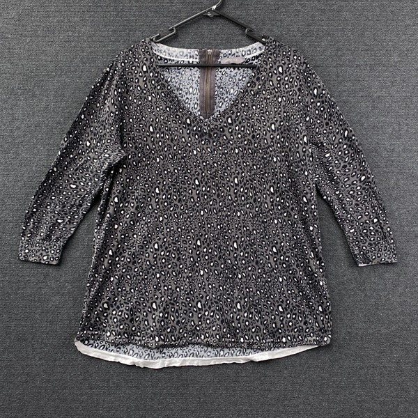 Jacqui E Womens Large Pullover Sweatshirt Grey Animal Print Knit V-Neck Back Zip