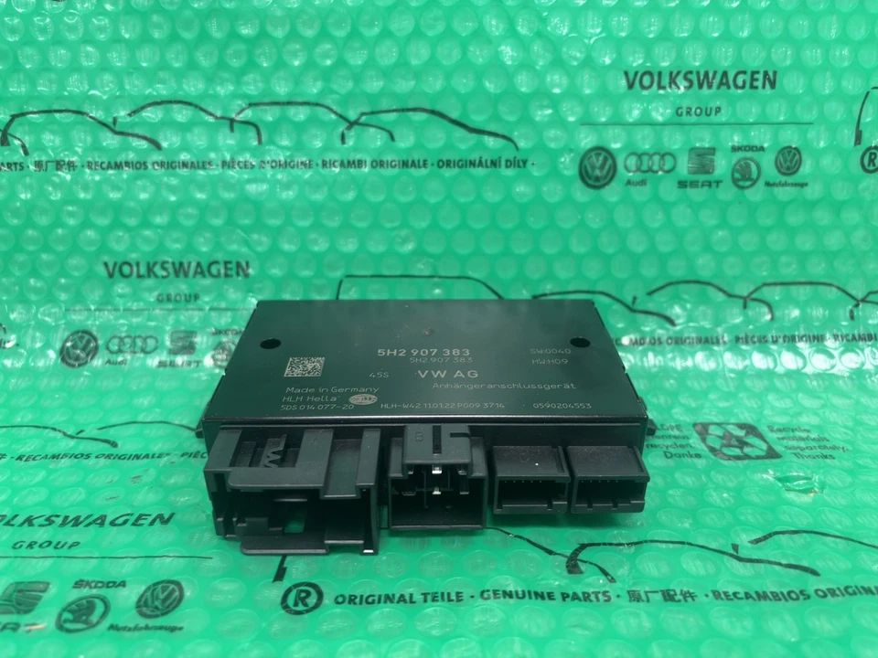 New Genuine VAG Control Unit for Towbar - 5H2907383C - Image 2 of 4