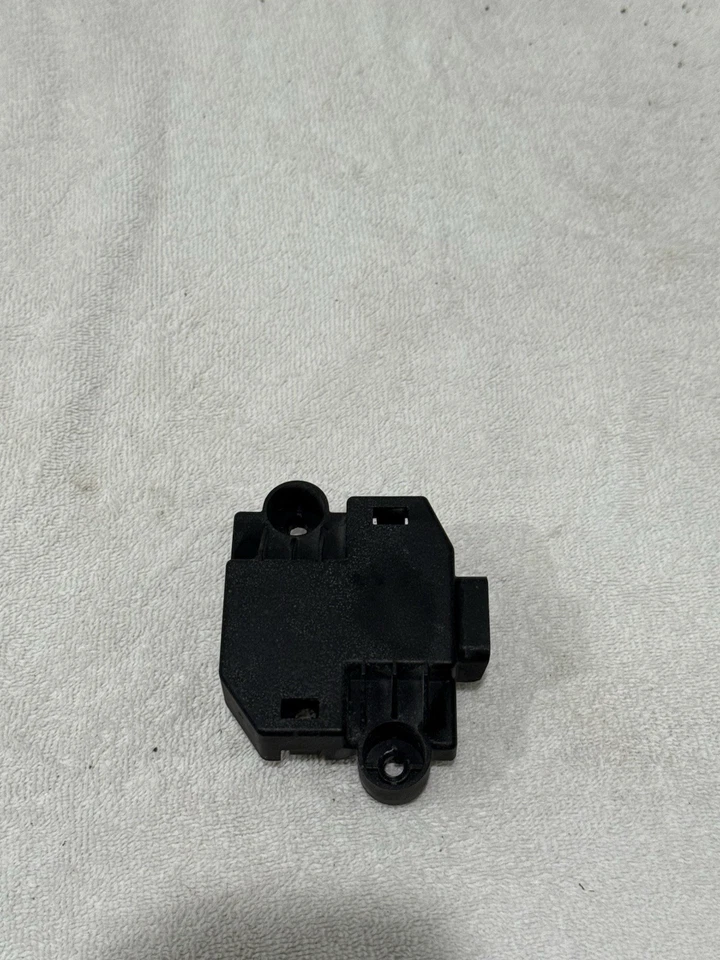 Interruptor de faros Mercedes Benz Sprinter 2500 2016 OEM A 906 545 04 04 Foto 3 de 4