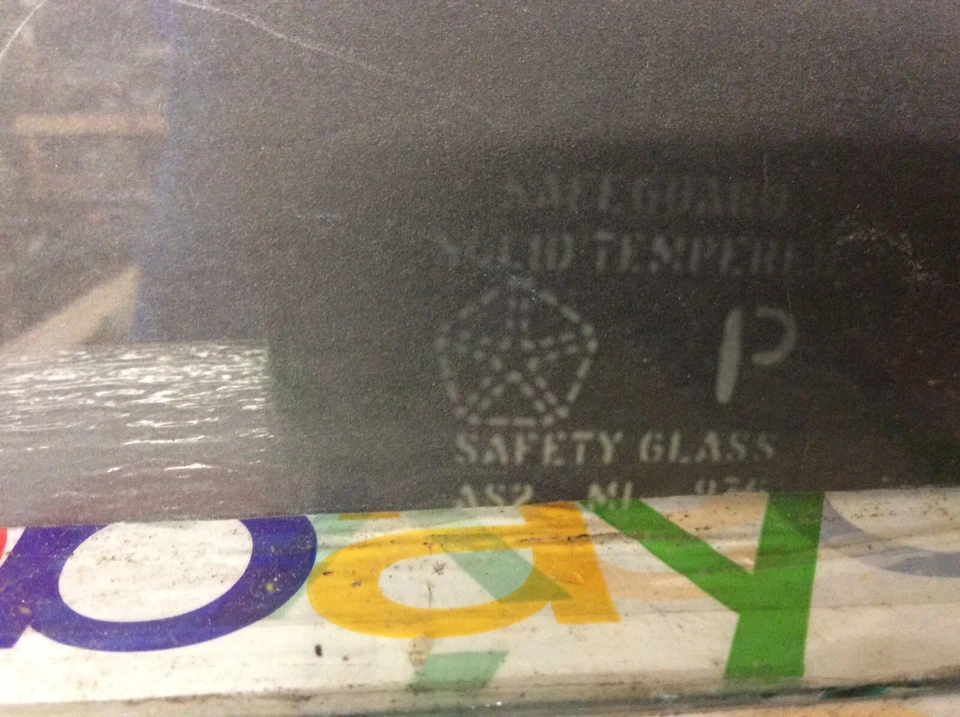 Ventana trasera de vidrio 67-76 Dodge Dart Swinger 71-76 Plymouth Scamp HT MOPAR Foto 2 de 4