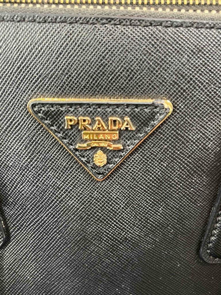 PRADA Black Saffiano Lux Galleria Leather Medium Double Zip