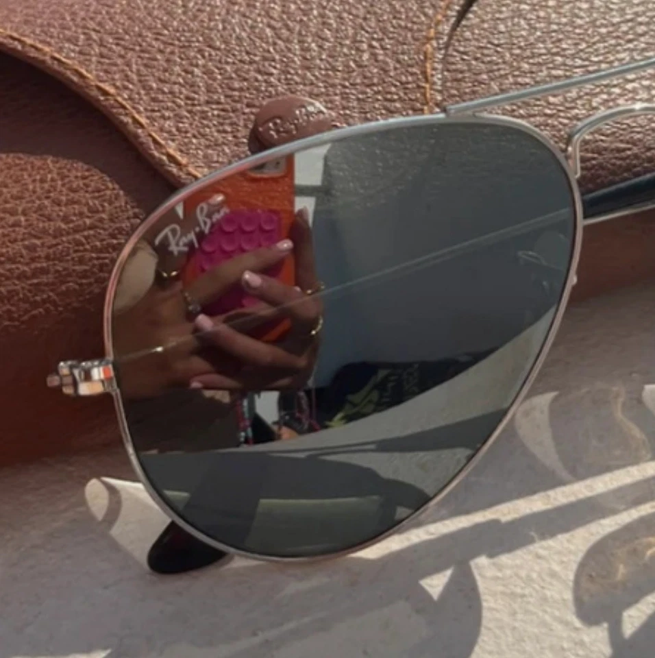 occhiali da sole ray ban aviator RB 3025 Eccellenti Listino 200,00 Mis. 55 - Immagine 3 di 4