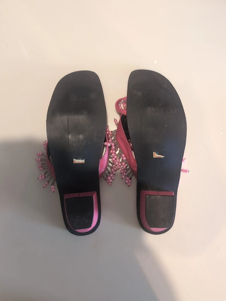 复古 20 世纪 60 年代粉色凉鞋带珠八角鞋跟 6 码 — 第 3/3 张图片