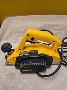 DEWALT D26676 3-1/4in Corded Portable Hand Planer (USED)