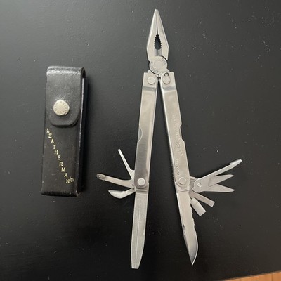 Leatherman Pocket Survival Tool PST ll Multi-Tool w/ original case hardly used. 