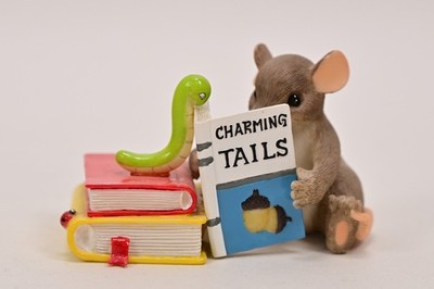 Fitz and Floyd Charming Tails YOU HELP ME LEARN Figurine 89/160 Mouse Books Worm