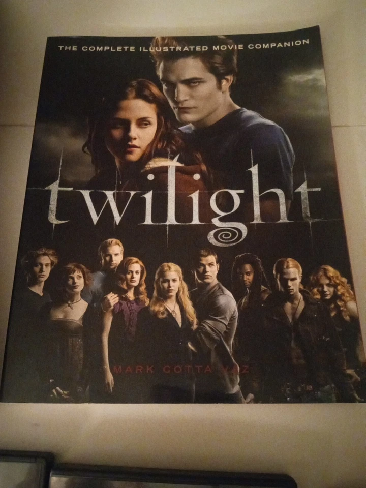 Сумеречная сага серии лот из 5 DVD/книга/памятные журналы/один бесплатный DVD - Изображение 4 из 4