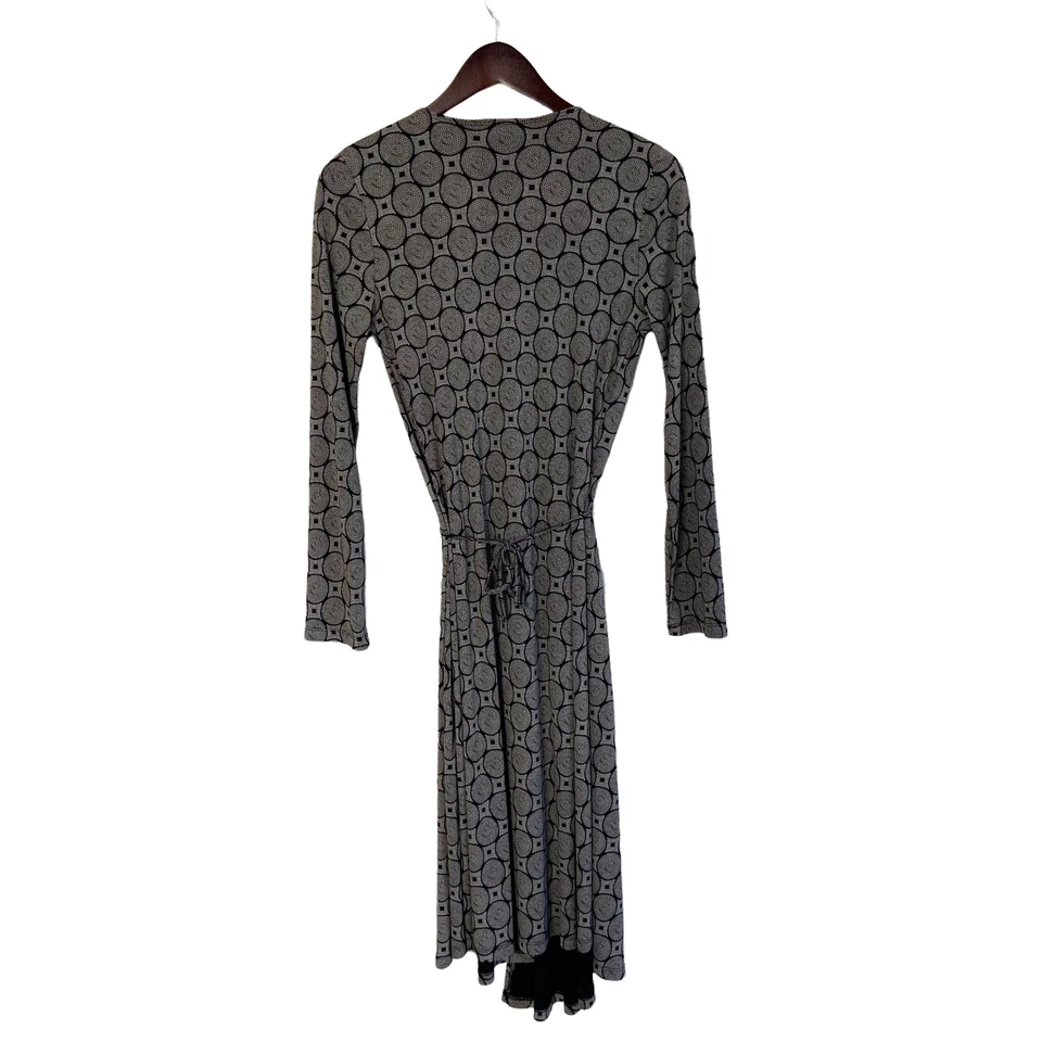 The Limited Asymmetrical Wrap-around Geometric Dress Size Large 100% Polyester - Imagem 2 de 4