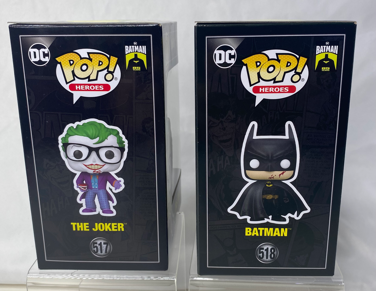 2 Figure Set) 85th Anniversary Batman Bloody & Joker with Teeth