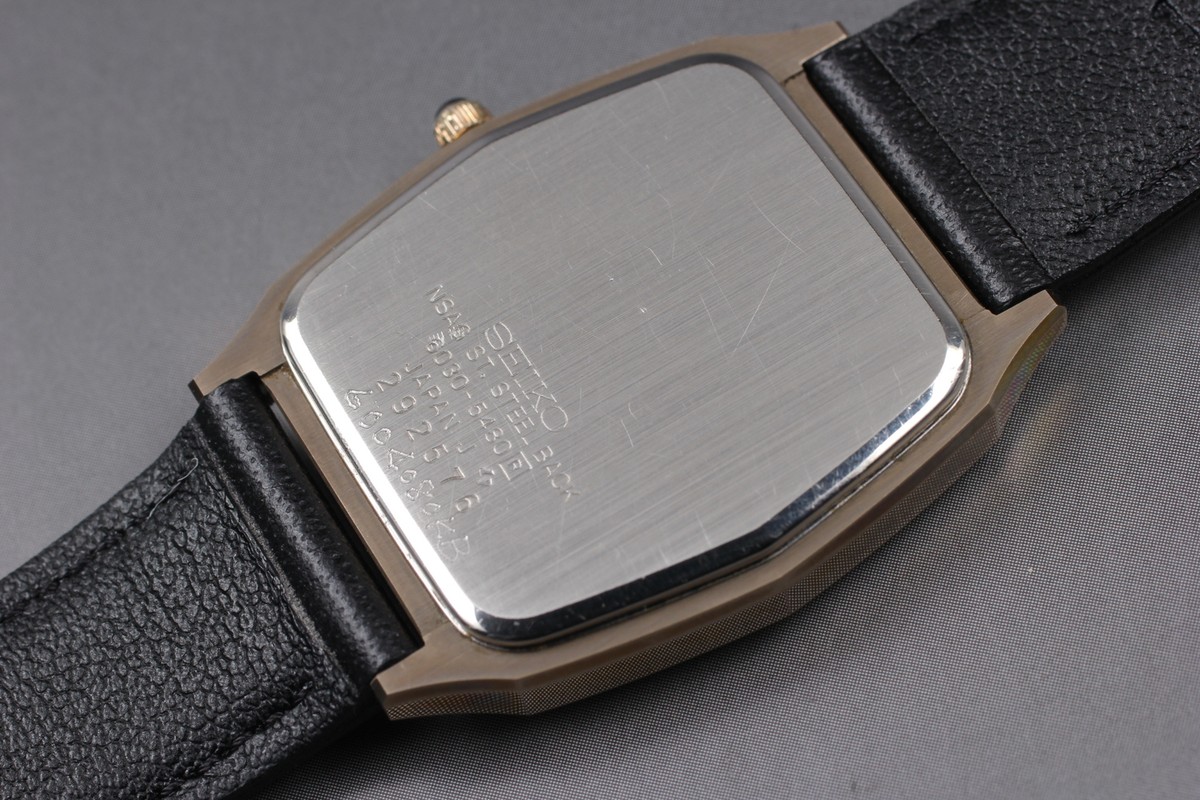 Vintage 1982 [Exc+5] Seiko Dolce 6030-5480 Gold Dial Hexagon