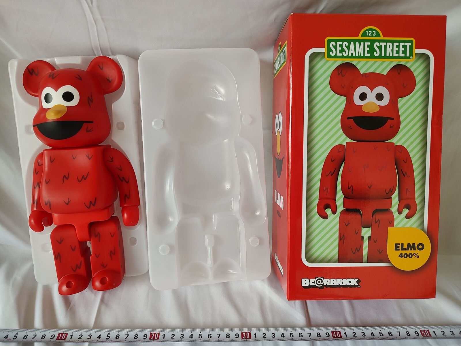 Bearbrick LV 400% Supreme, Arts & Collectibles