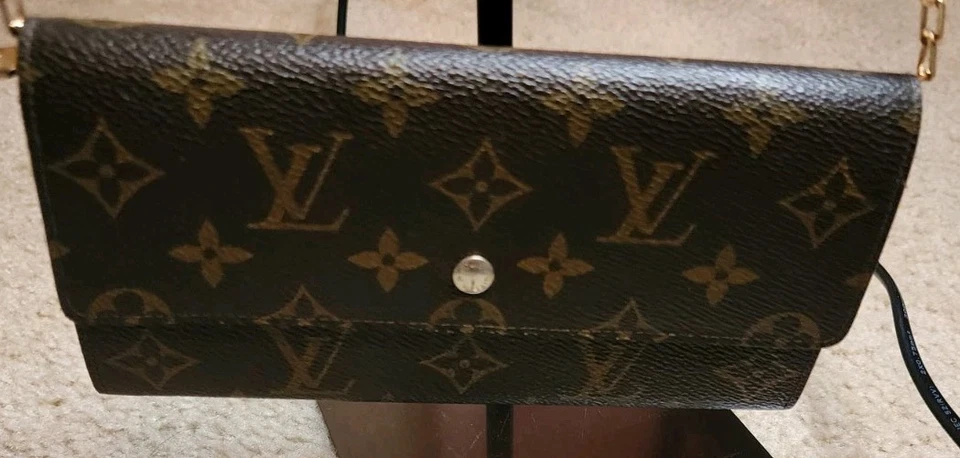Auténtica cartera larga Louis Vuitton Sarah con monograma en marrón Foto 2 de 4