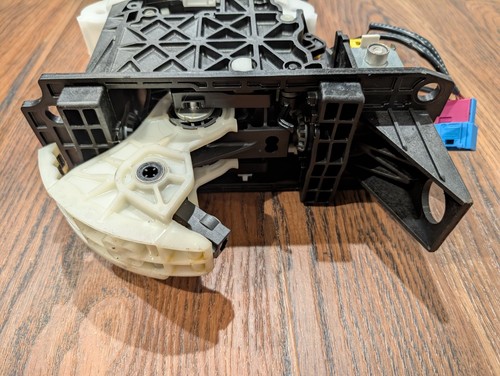 2004-2010 VW Touareg Automatic Transmission Gear Selector Shifter Floor V6 OEM - Picture 9 of 17