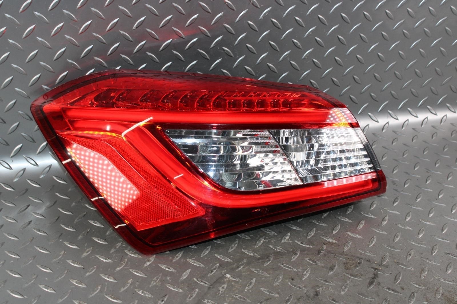 14-20 Ghibli Quarter Panel Driver Left LH Taillight Tail Light Lamp Factory OEM