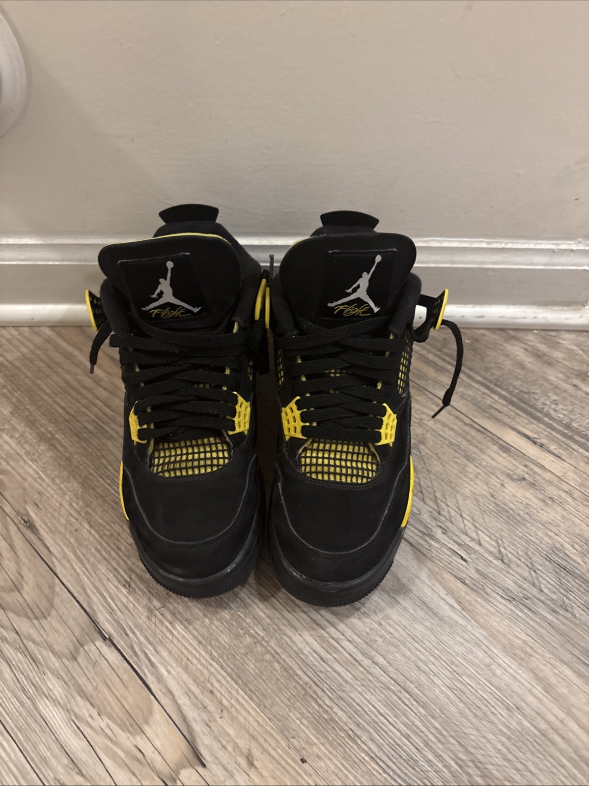 Jordan 4s Yellow Tunder 8.5 Men's Used
