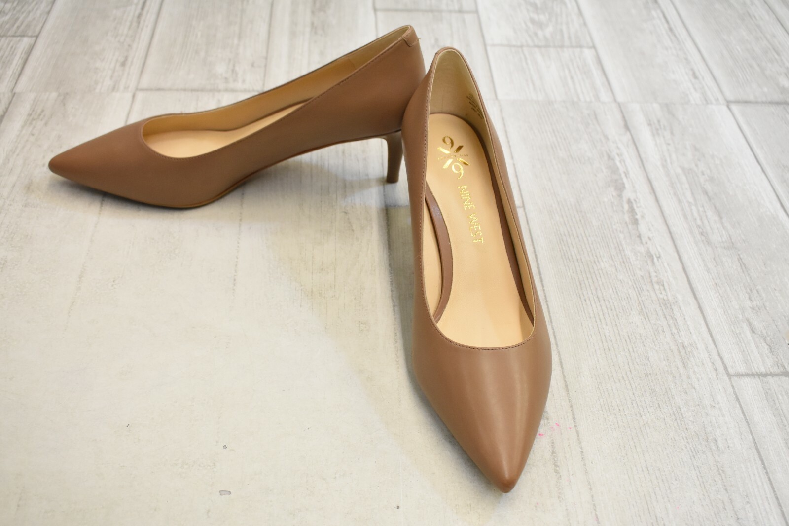 nine west soho classic pumps