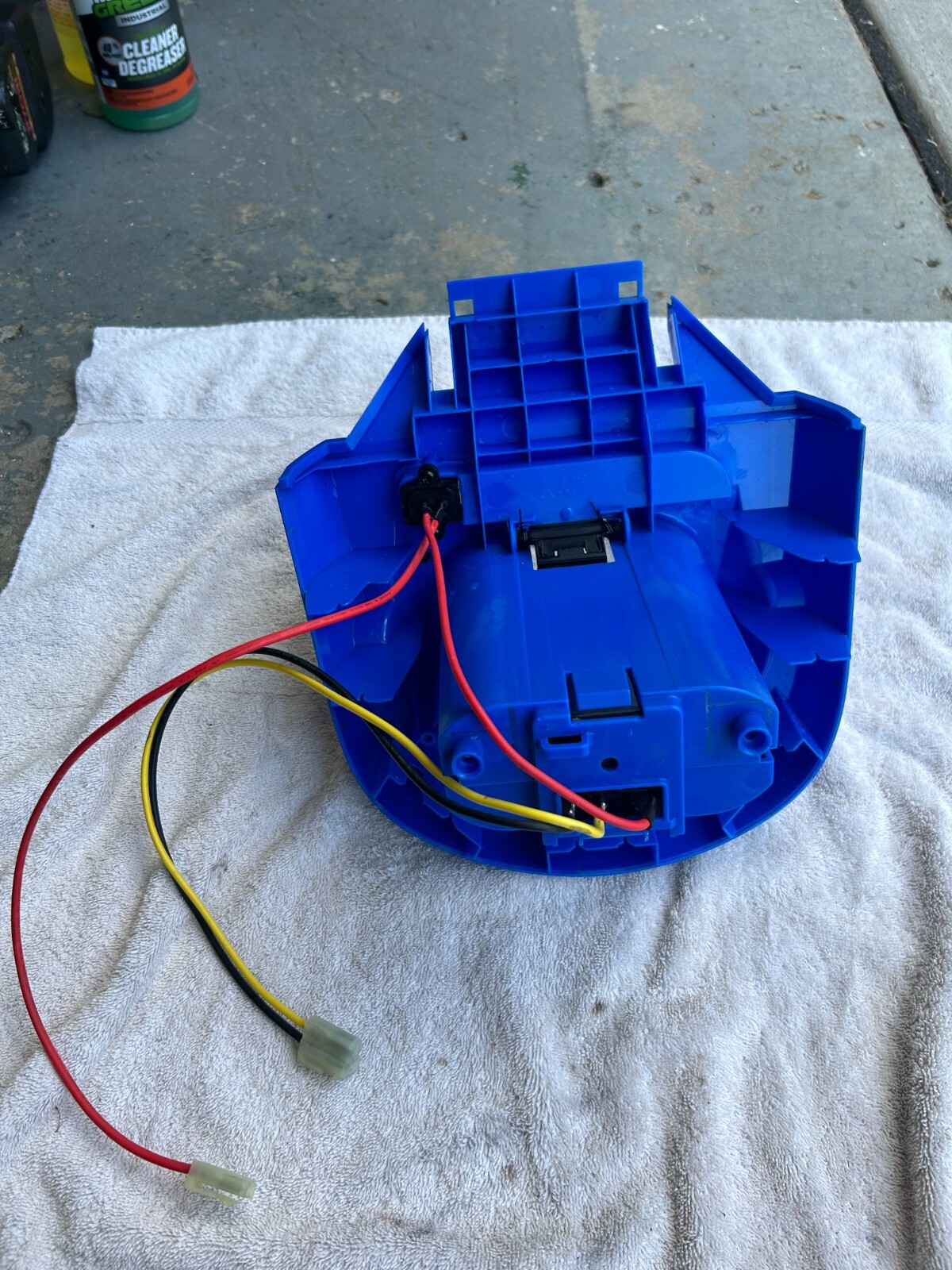 Kobalt Lawn Mower Model KM2041B06 Key Lock & Battery Harnesses in