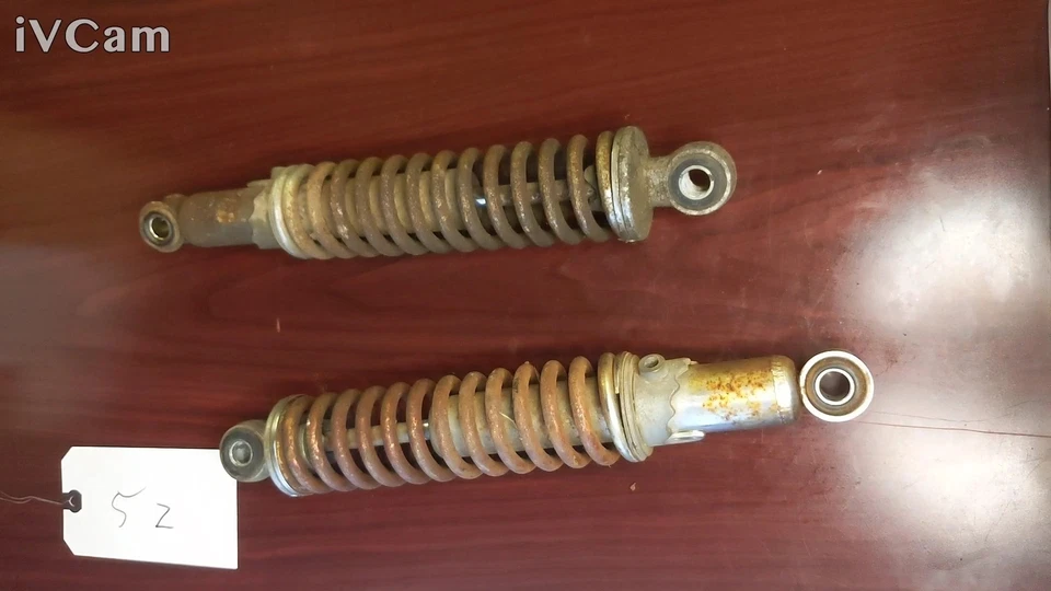 Juego Amortiguadores Traseros Par Suzuki GT250 62100-18602 Foto 2 de 4