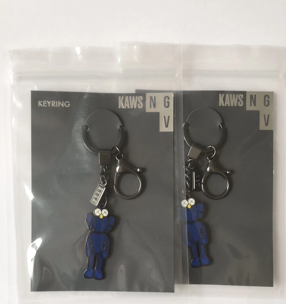 KAWS NGV BFF Keychain Keyring カウズ キーチェーン KAWS NGV BFF Keychain Keyring カウズ キーチェーン