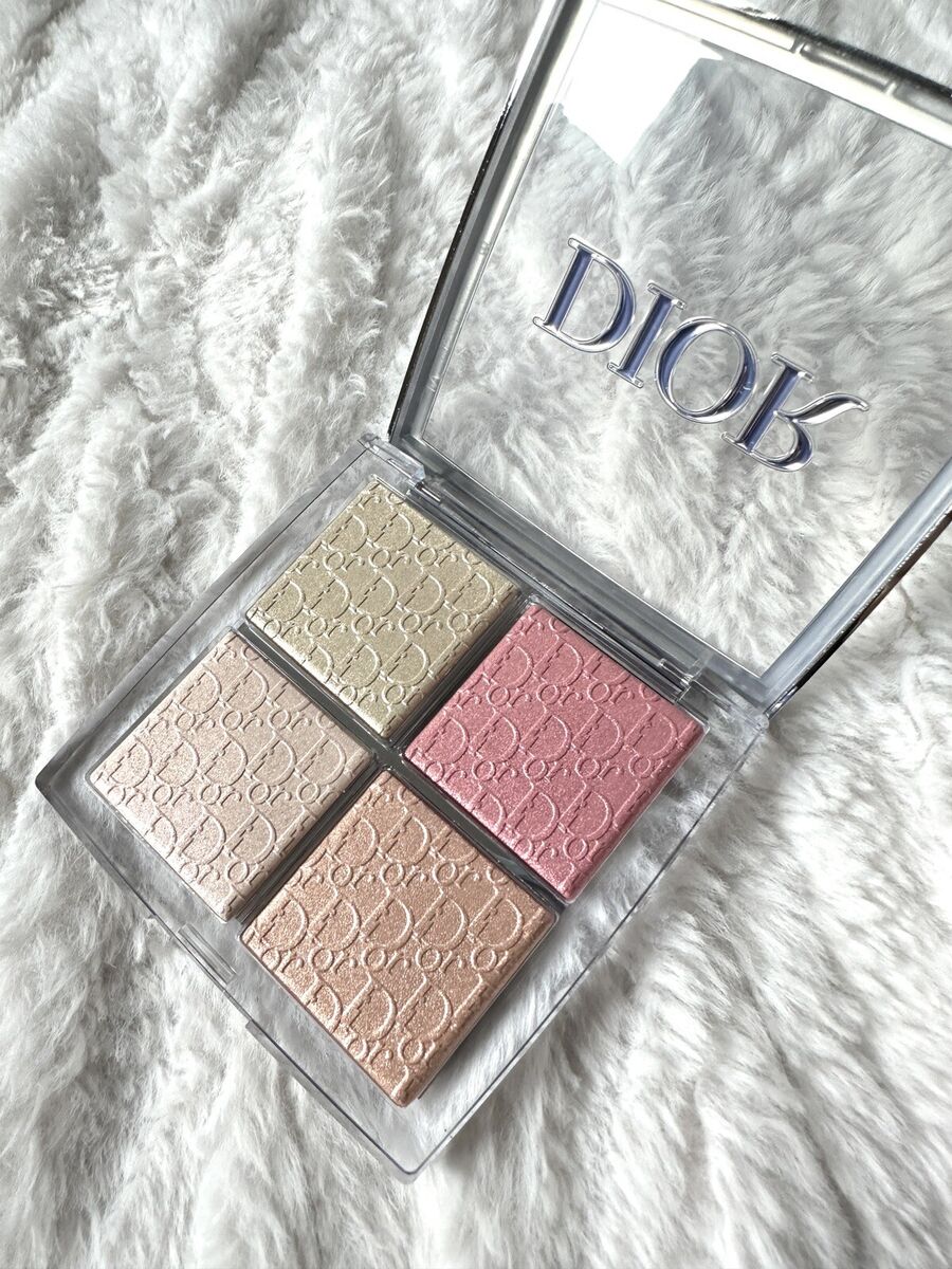 Dior Backstage Glow Face Palette - 004 Rose Gold *LIMITED Dior Backstage Glow Face Palette - 004 Rose Gold *LIMITED