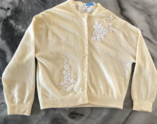 Vintage 1950s Lambs Wool Hand Beaded Cream Sz S/M Cardigan Excellent Condition