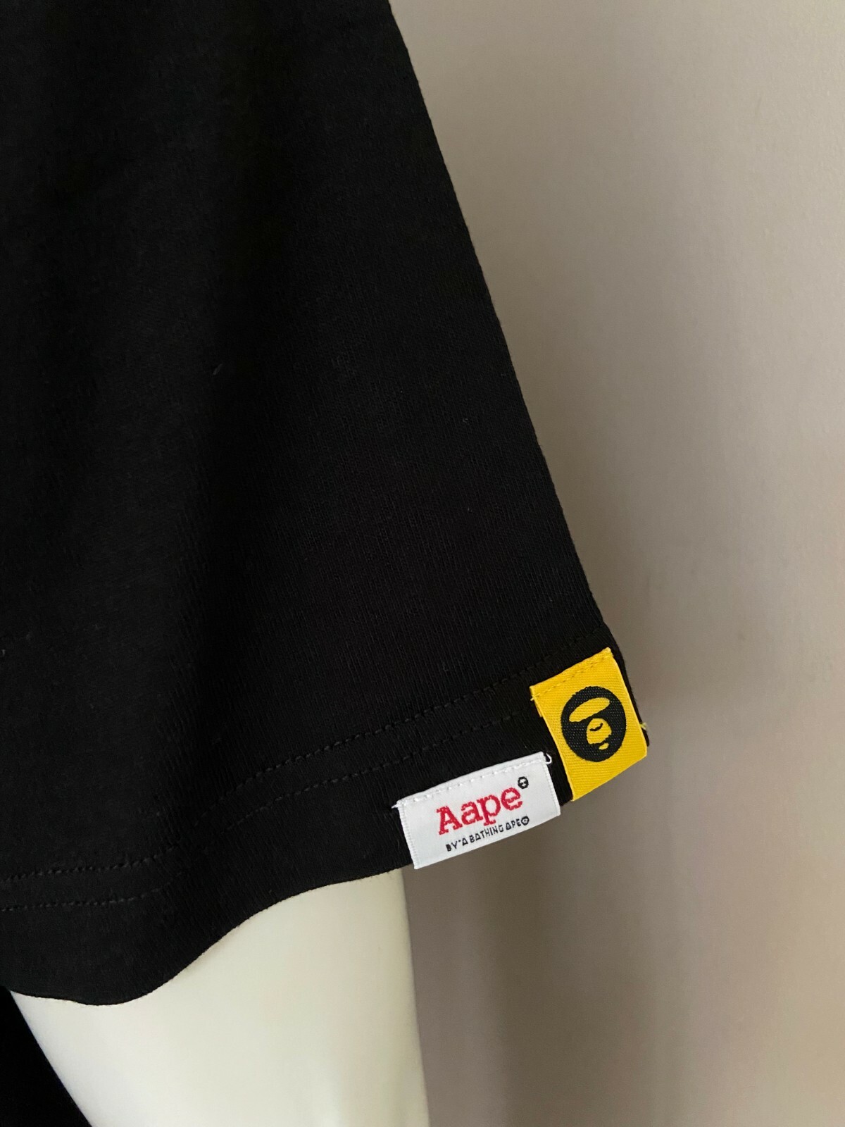 AAPE BY A BATHING APE BLACK GRAPHIC T SHIRT SIZE M-L BNWT thumbnail 6