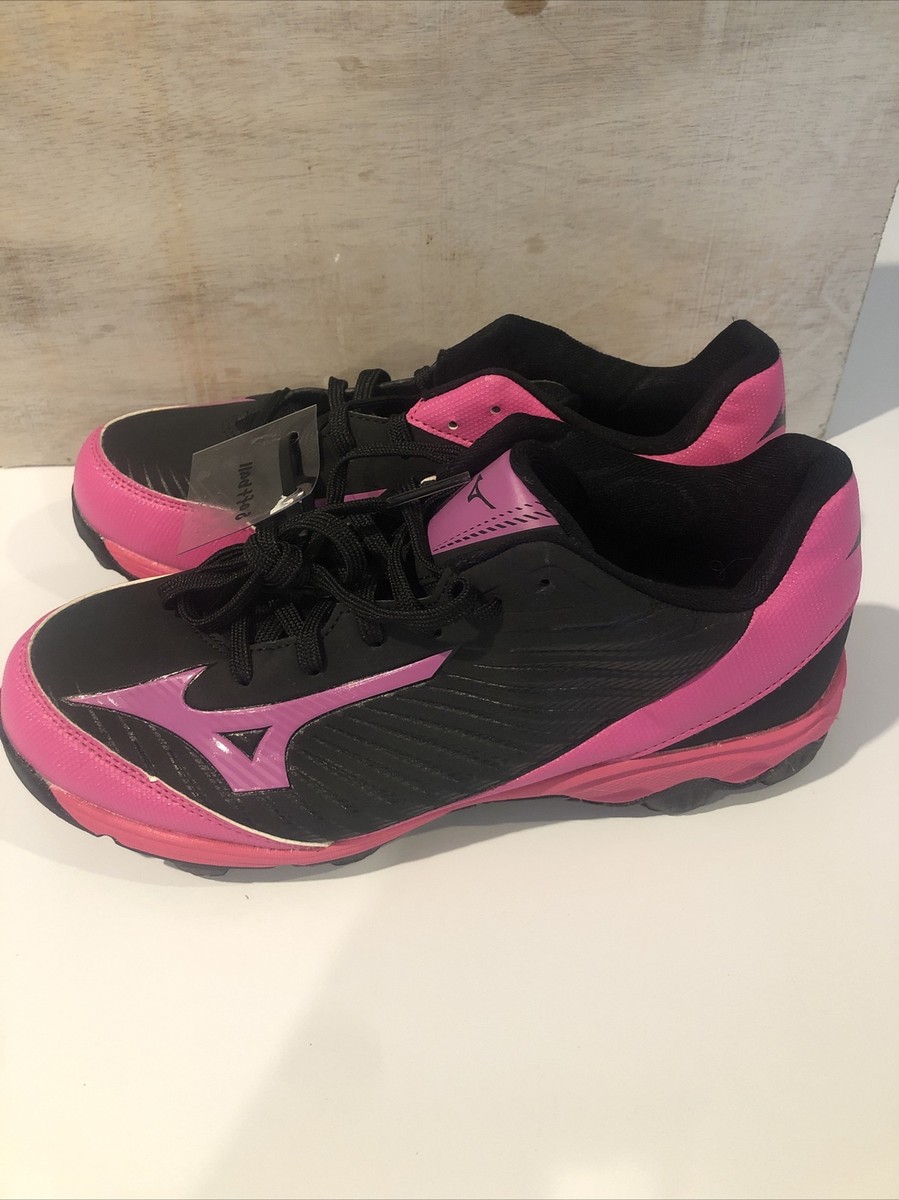 womens pink softball cleats