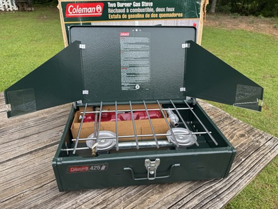#ad NEW Vtg 1999 Coleman 425F Two Burner Gas Camp Stove Model 425F499T Open Box $145.00