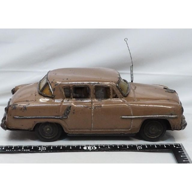 Bandai Bandaiya First Toyopet Crown Light Brown Tin Toy Car Bandai Bandaiya First Toyopet Crown Light Brown Tin Toy Car