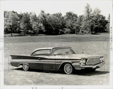 1959 Press Photo The 1960 Chrysler Windsor Two Door Hardtop. - Kfz00049 1959 Press Photo The 1960 Chrysler Windsor Two Door Hardtop. - Kfz00049