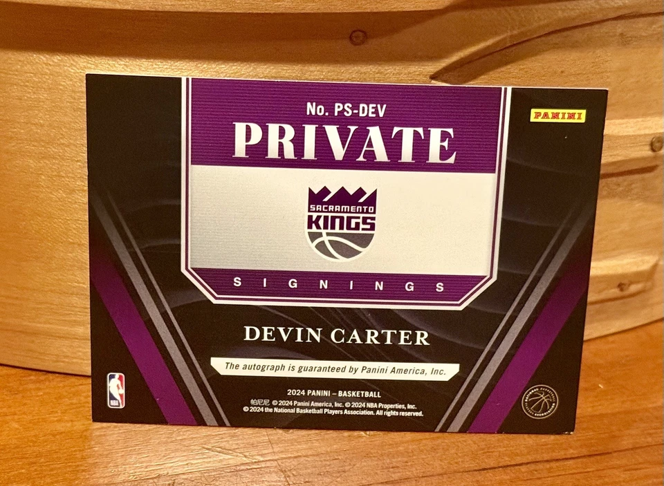 Девин Картер - 2024-25 Panini Prizm черный с автографом FOTL золотое мерцание/10 - частный +4 - Изображение 4 из 4