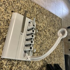 Master Punch 5 Punch Head Hole Punch - 40 Sheet Capacity - 11/32"