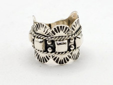 Sterling 925 Stamped 18mm Scalloped Band Ring sz 6 - 7.96gr