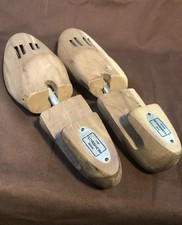 Vintage FLORSHEIM Set of Solid Wood Shoe Trees Sprng Loaded Size M 11
