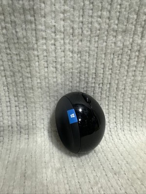 Microsoft 1560 Sculpt Ergonomic Mouse Includes Cover - NO USB DONGLE