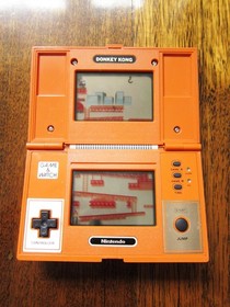 NINTENDO Donkey Kong Game and Watch in Very Good Condition (DK-52) 1982