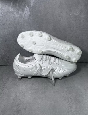 Kelme Fußballschuhe weiß Känguruleder Größe UK 7,5