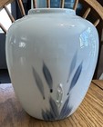 Vintage Japan Fine China Porcelain Vase White with Iris' Handpainted — photo 4