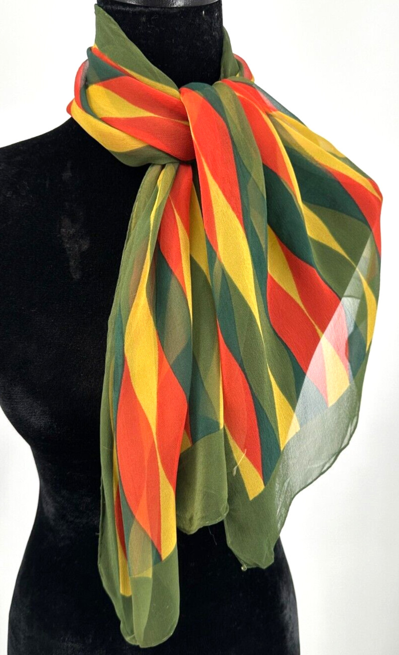 Sally Gee Rectangular Olive Green Retro Geometric… - image 1