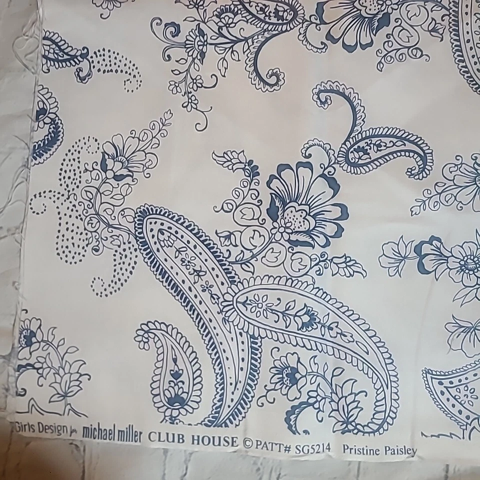 Michael Miller Clubhouse pristine Paisley Fabric Blue & White 15" x 44" - Image 2 of 4