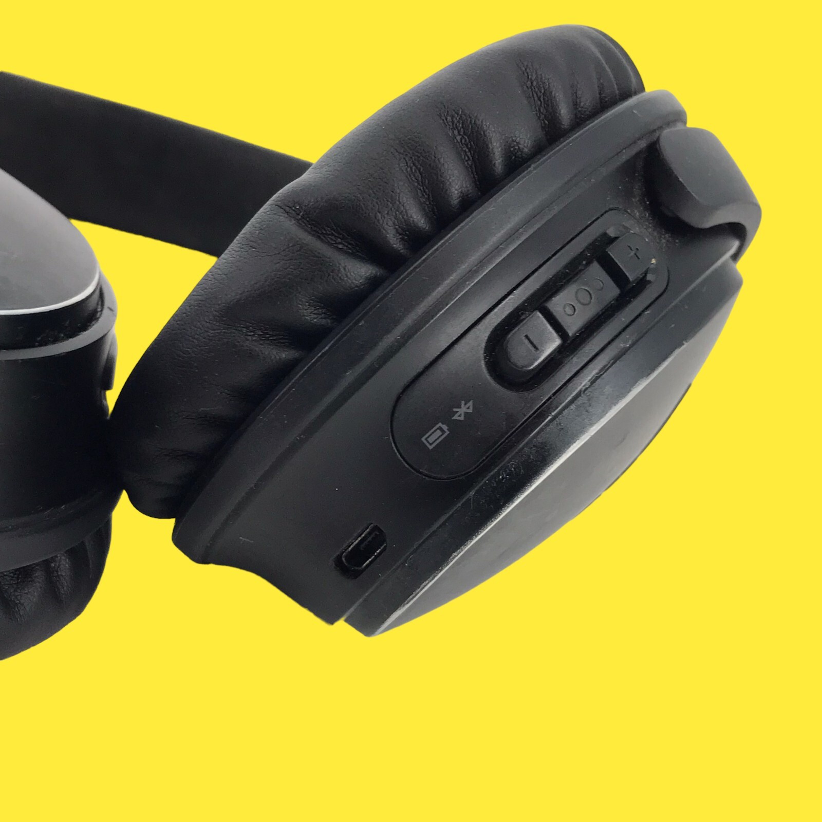 Bose QuietComfort 35 Wireless Headphones II Model 425948 for sale 