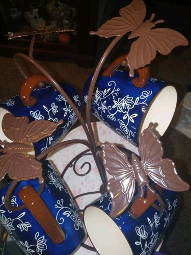 Temp-tations Floral Lace Set Of 4 Blue Mugs With Metal Butterfly Rack New In Box - Picture 7 of 16