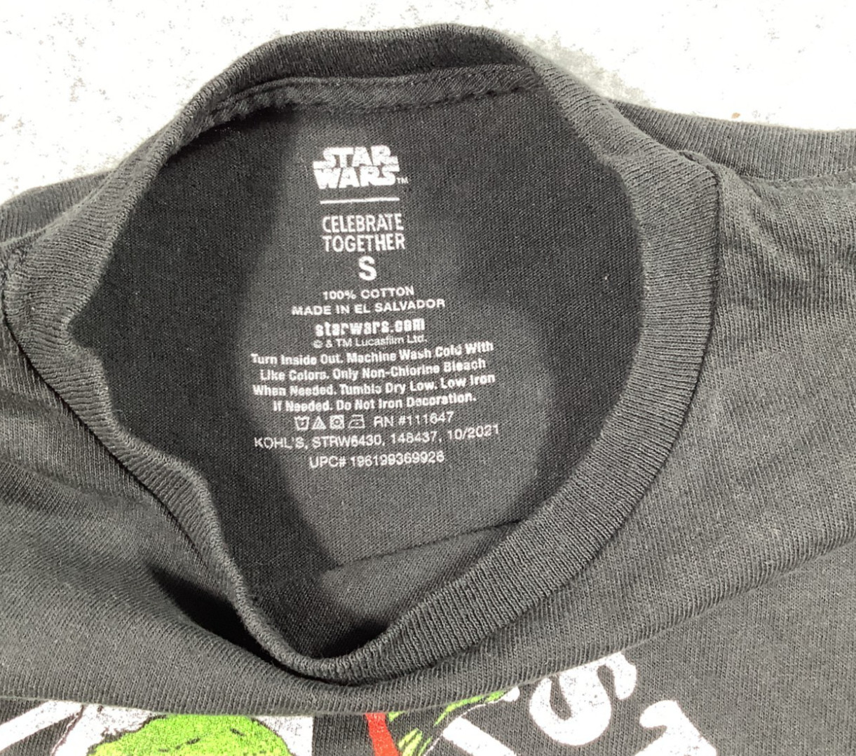 Yoda On The Nice List Star Wars Black red T Shirt Small 007x image 4